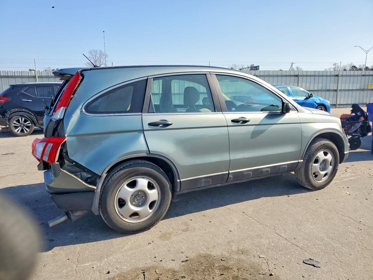 2011 HONDA CR-V LX photo 3