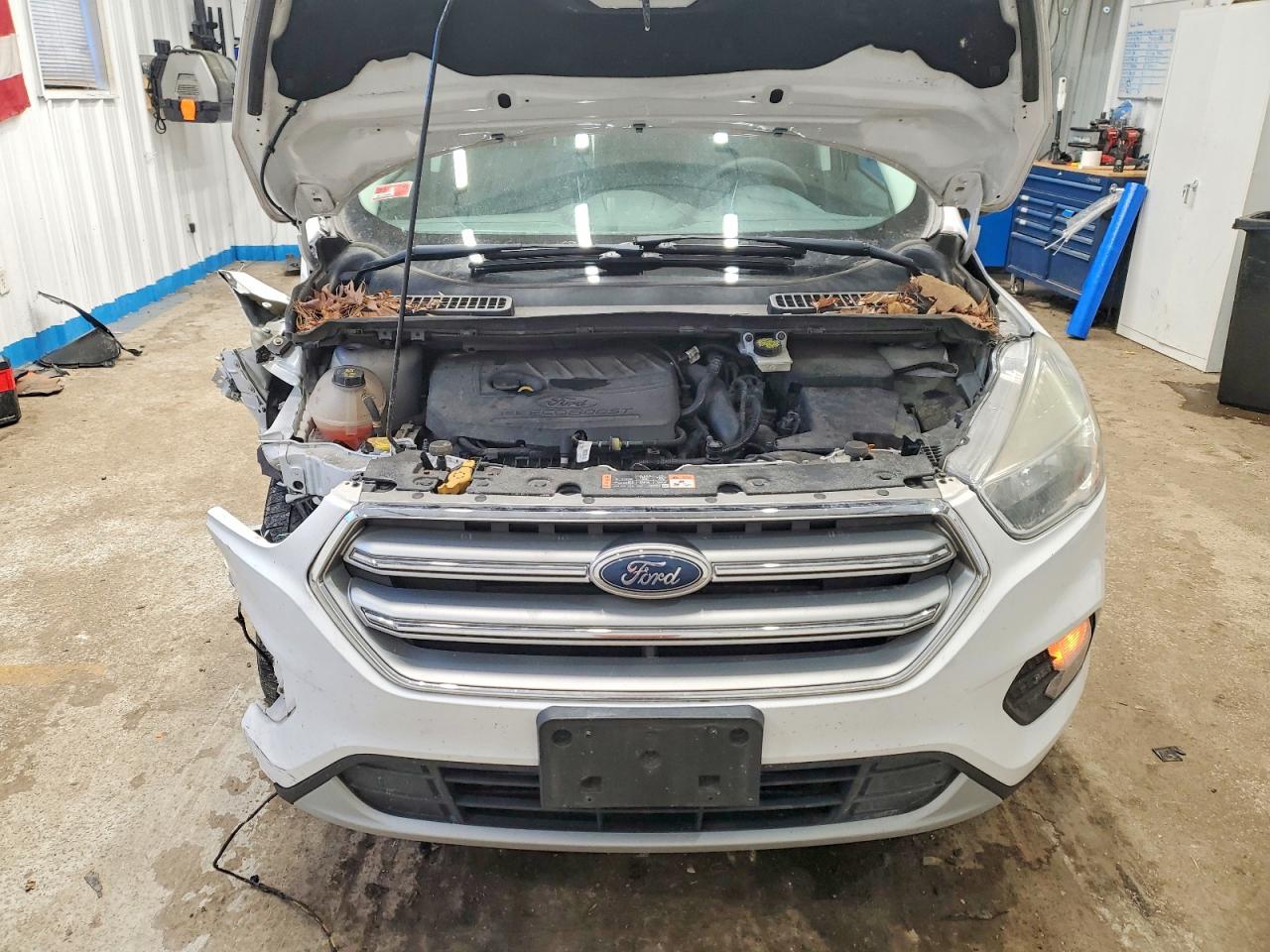 2017 FORD ESCAPE SE photo 23