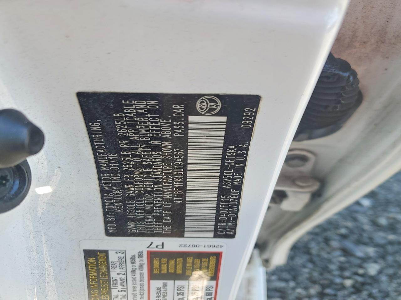 2016 TOYOTA CAMRY SE photo 23