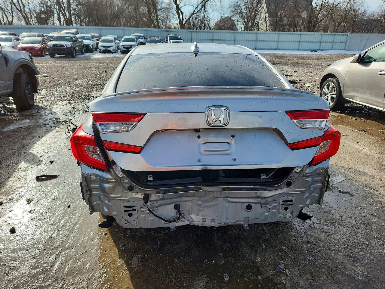 2018 HONDA ACCORD SPORT photo 11