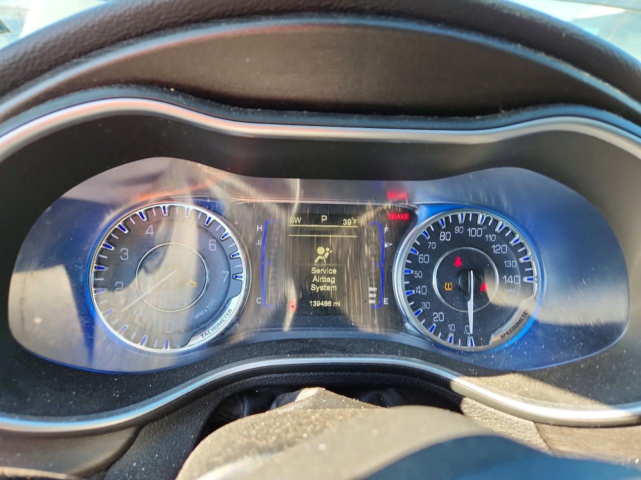 2016 CHRYSLER 200 LIMITED photo 17