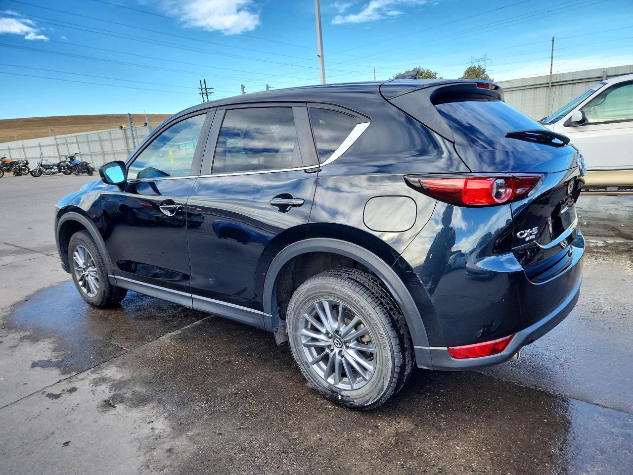2021 MAZDA CX-5 TOURING photo 4
