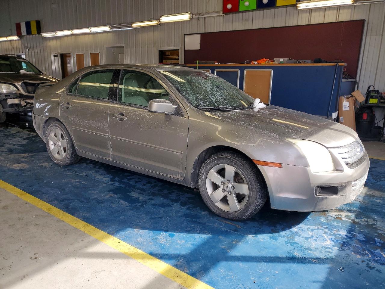 2008 FORD FUSION SE photo 4