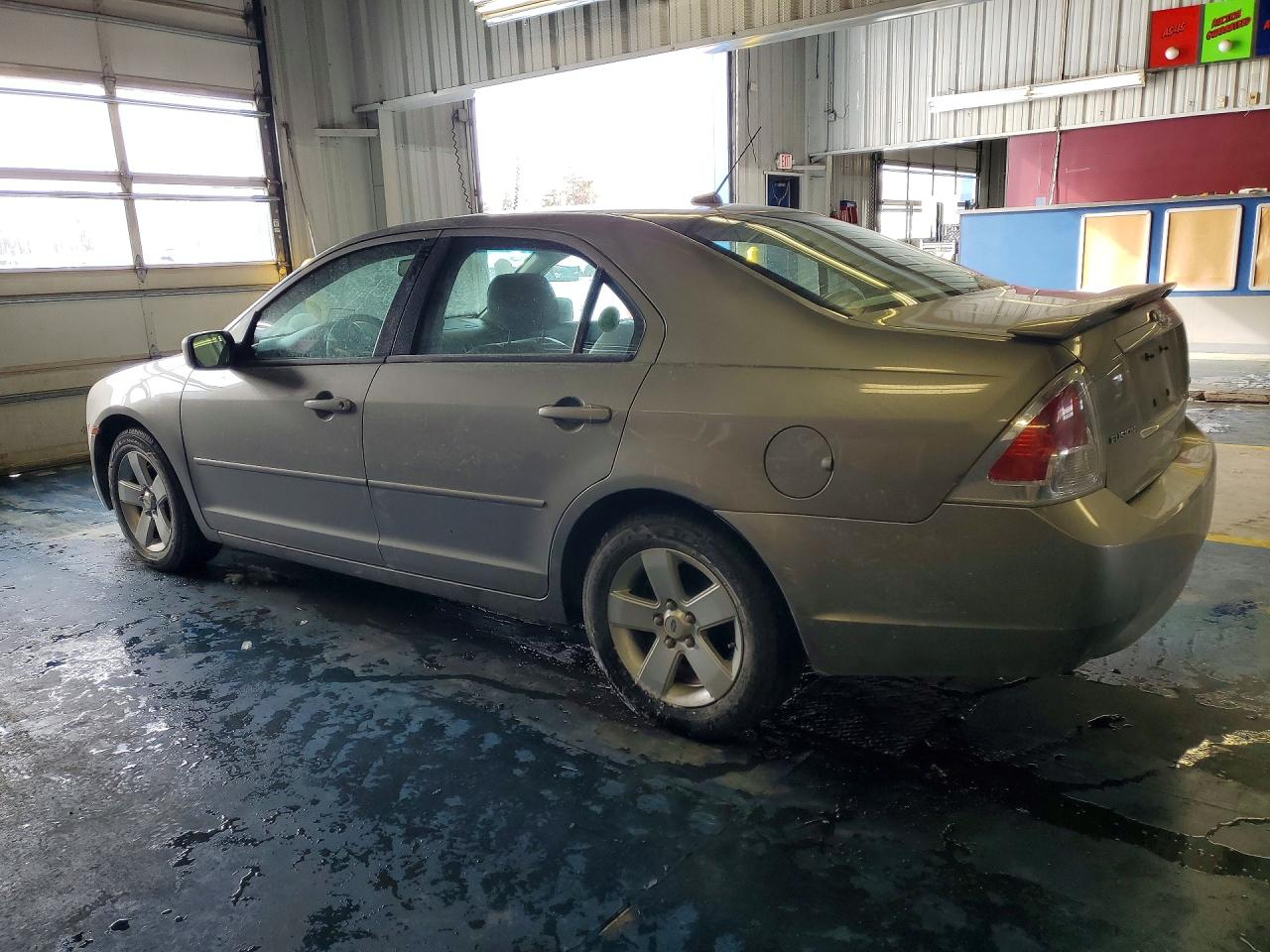 2008 FORD FUSION SE photo 2