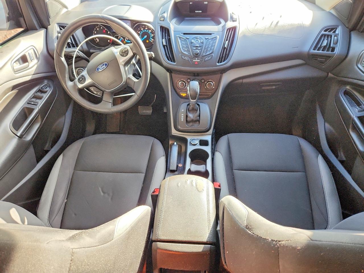 2015 FORD ESCAPE photo 15