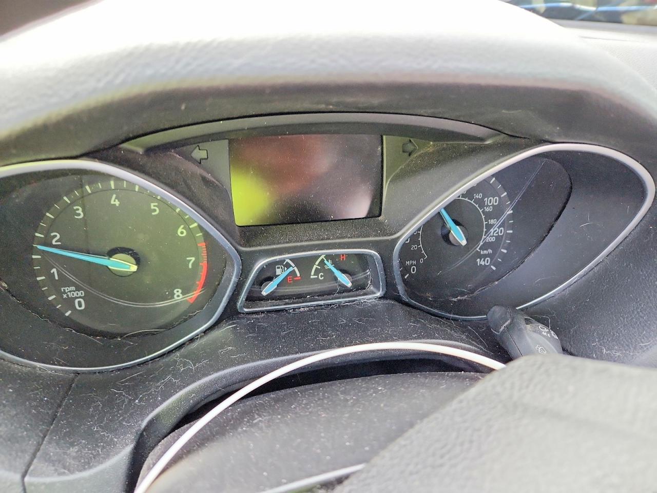 2017 FORD FOCUS SE photo 17