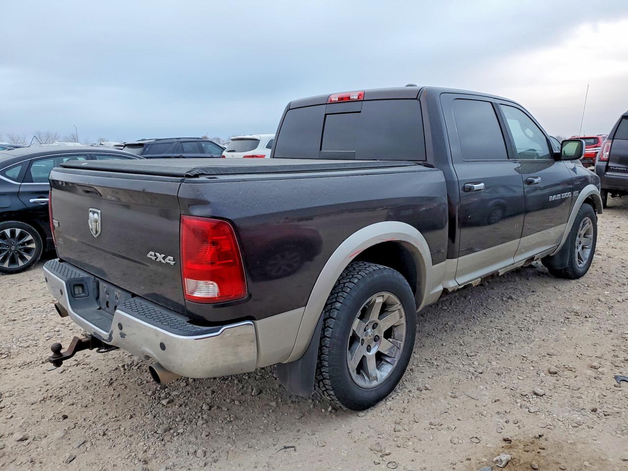 2011 DODGE RAM 1500 photo 3