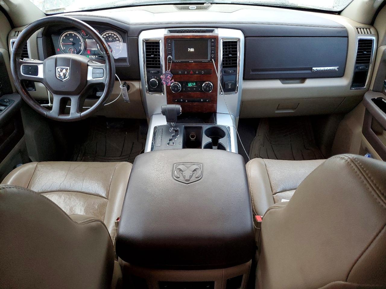 2011 DODGE RAM 1500 photo 8