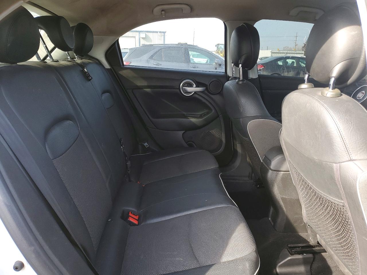 2016 FIAT 500X TREKKING photo 10