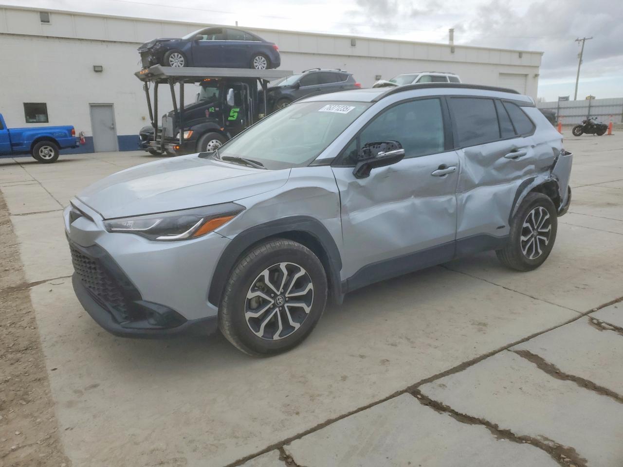 2024 TOYOTA COROLLA CROSS