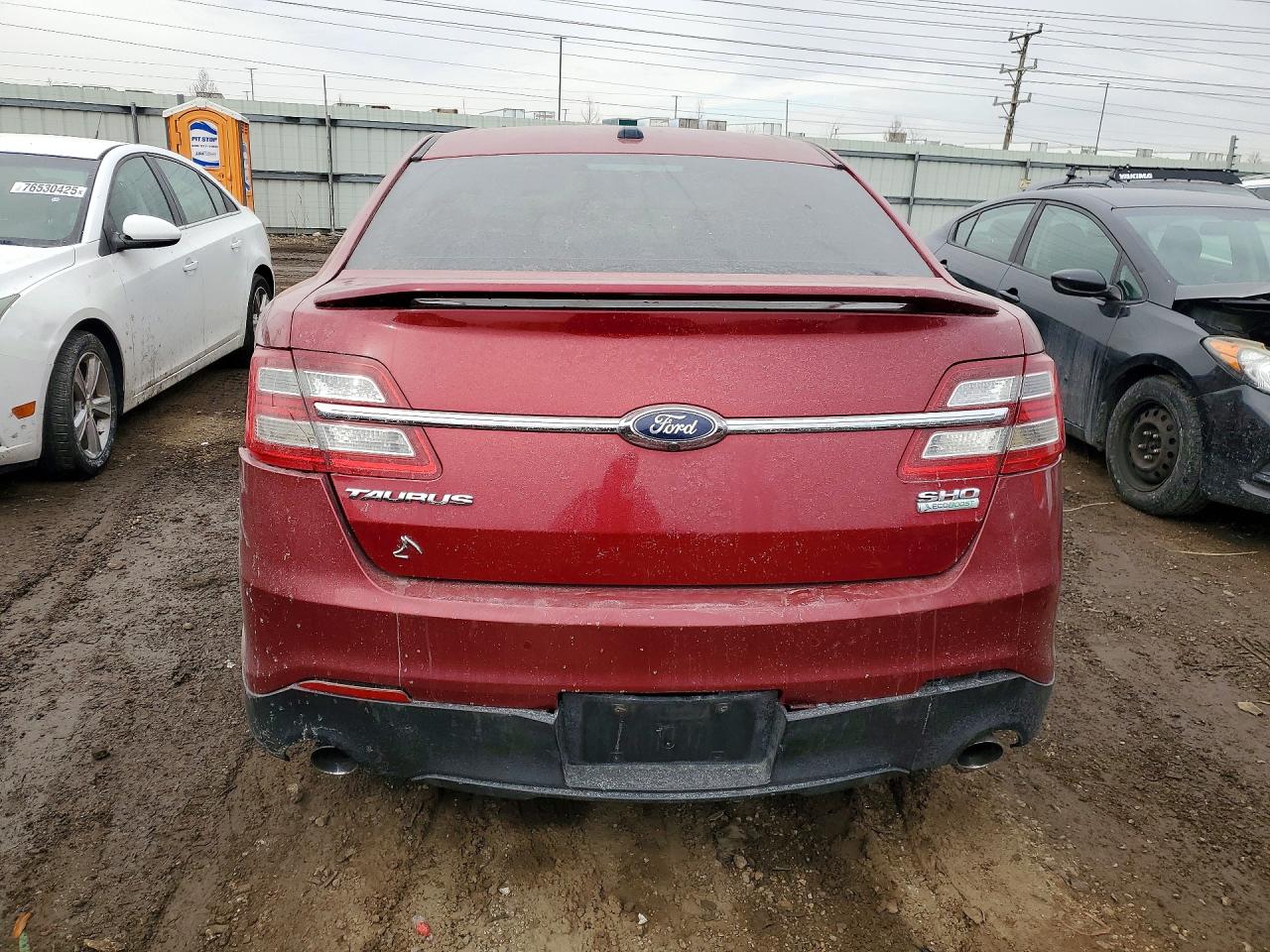 2015 FORD TAURUS SHO photo 11