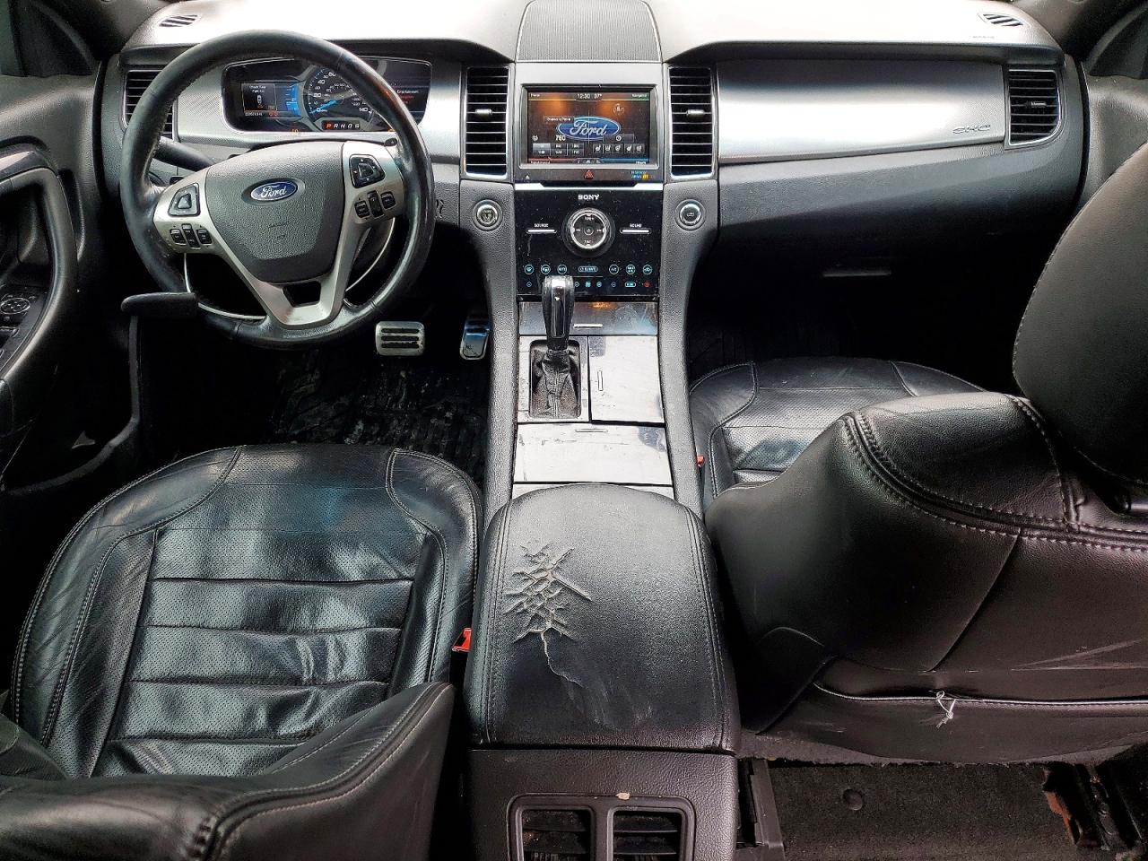 2015 FORD TAURUS SHO photo 15