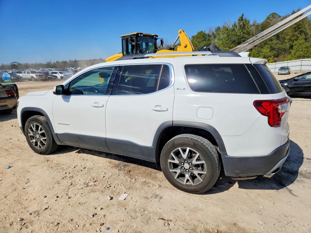 2021 GMC ACADIA SLE photo 3