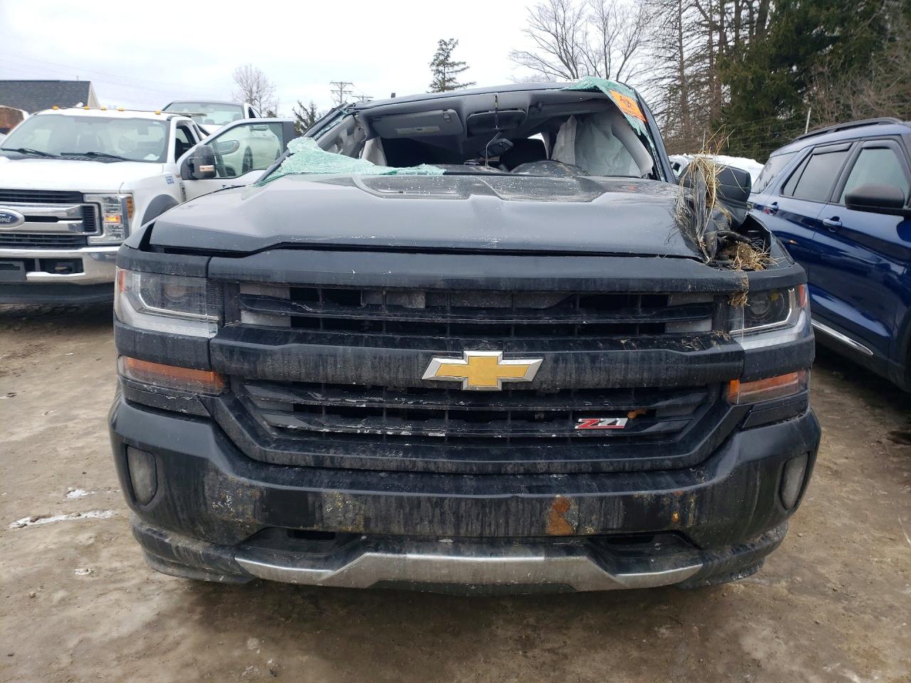 2016 CHEVROLET SILVERADO K1500 LT photo 5
