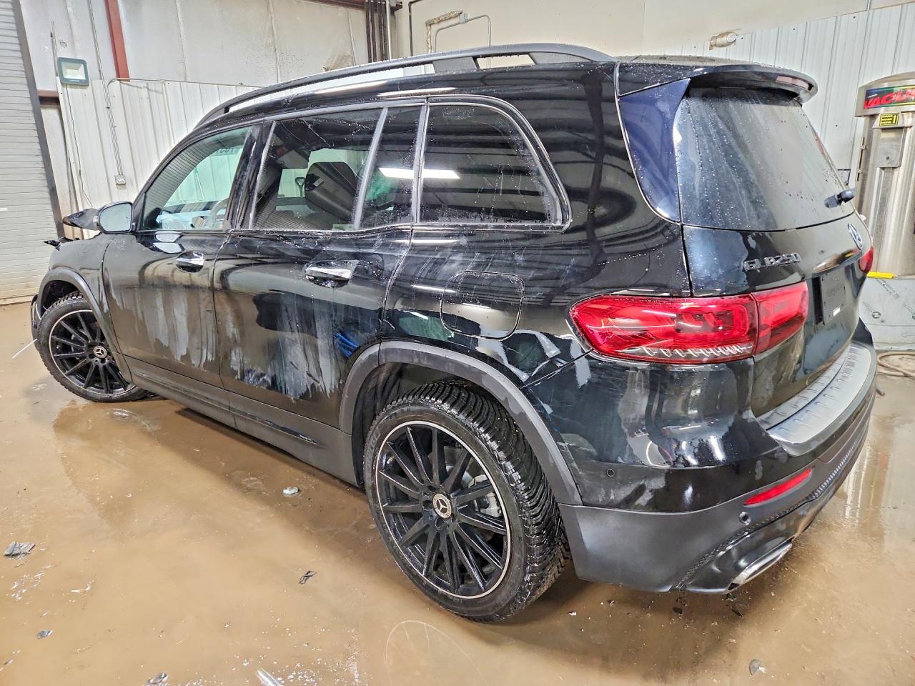 2020 MERCEDES-BENZ GLB 250 4MATIC photo 3