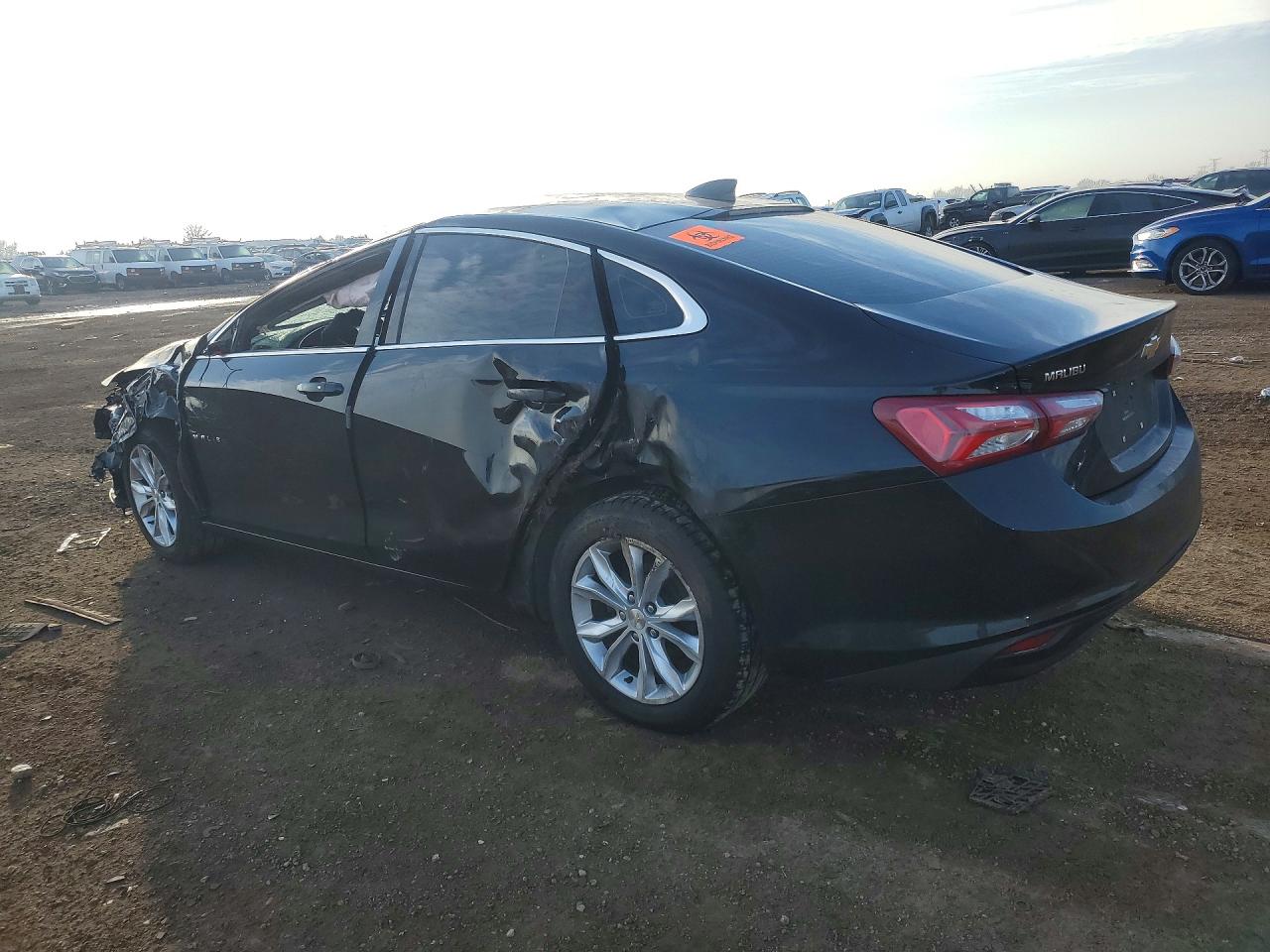 2020 CHEVROLET MALIBU LT photo 4