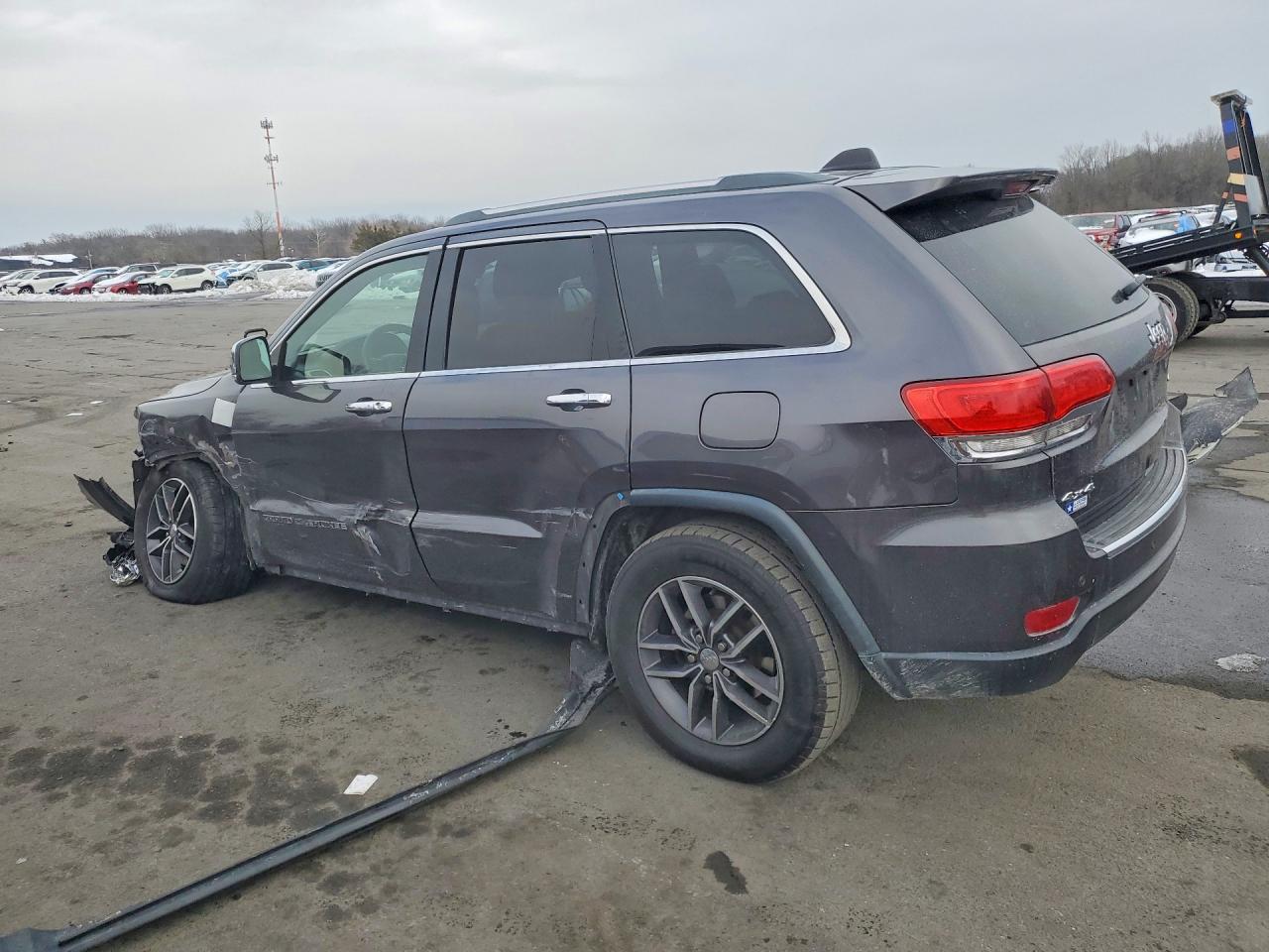 2018 JEEP GRAND CHEROKEE LIMITED photo 2