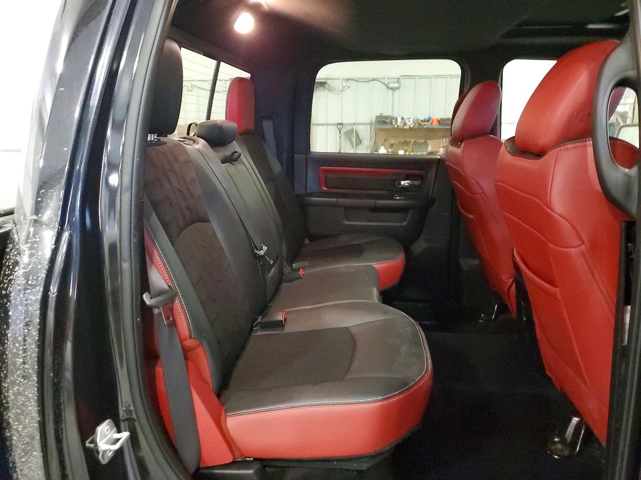 2016 RAM 1500 REBEL photo 10