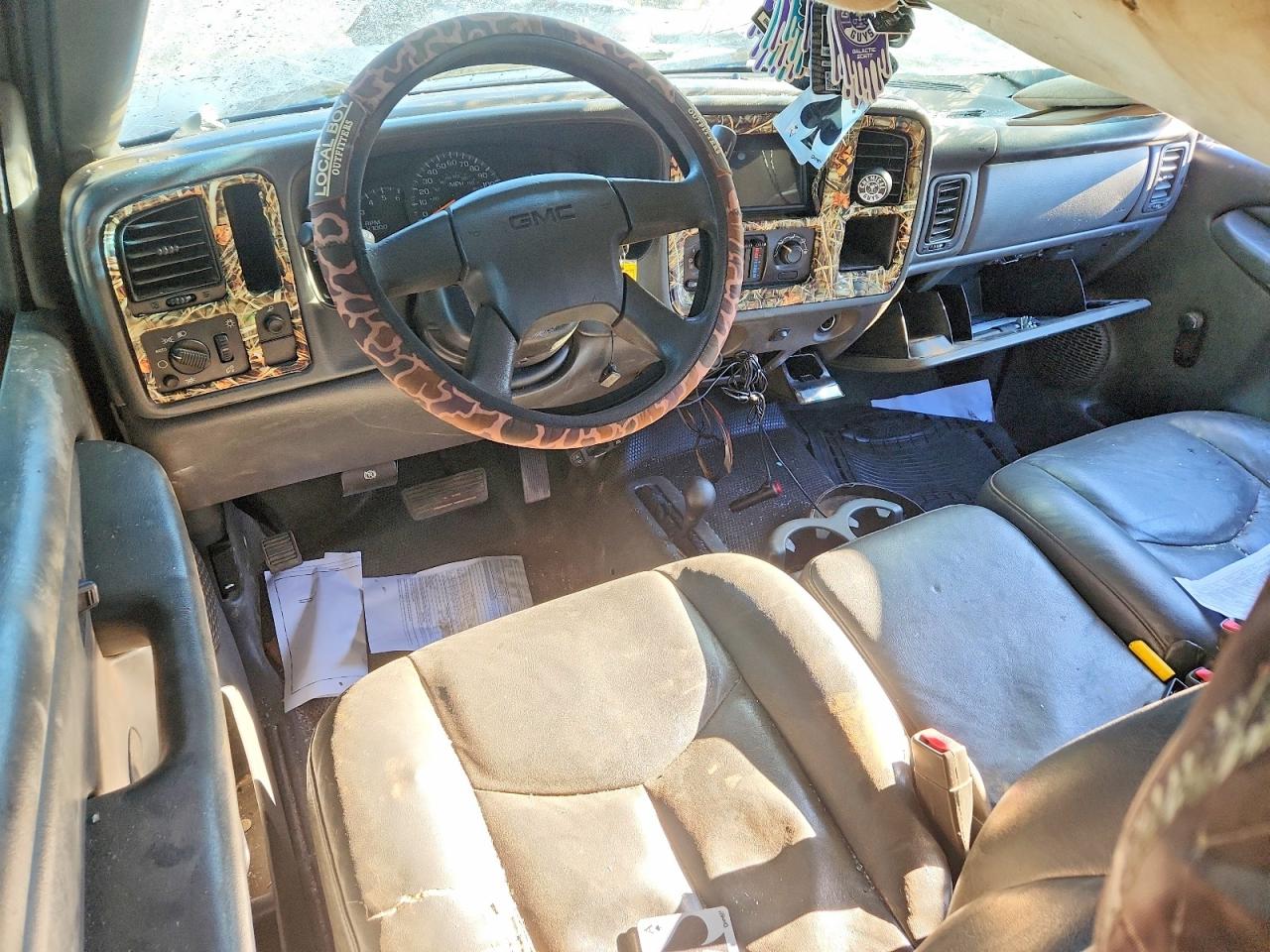 2006 GMC NEW SIERRA K1500 photo 8