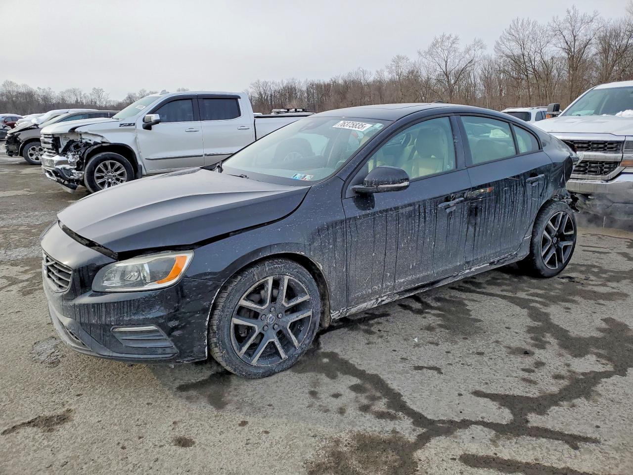 2017 VOLVO S60