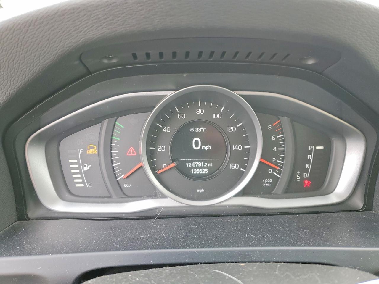 2017 VOLVO S60 DYNAMIC photo 9