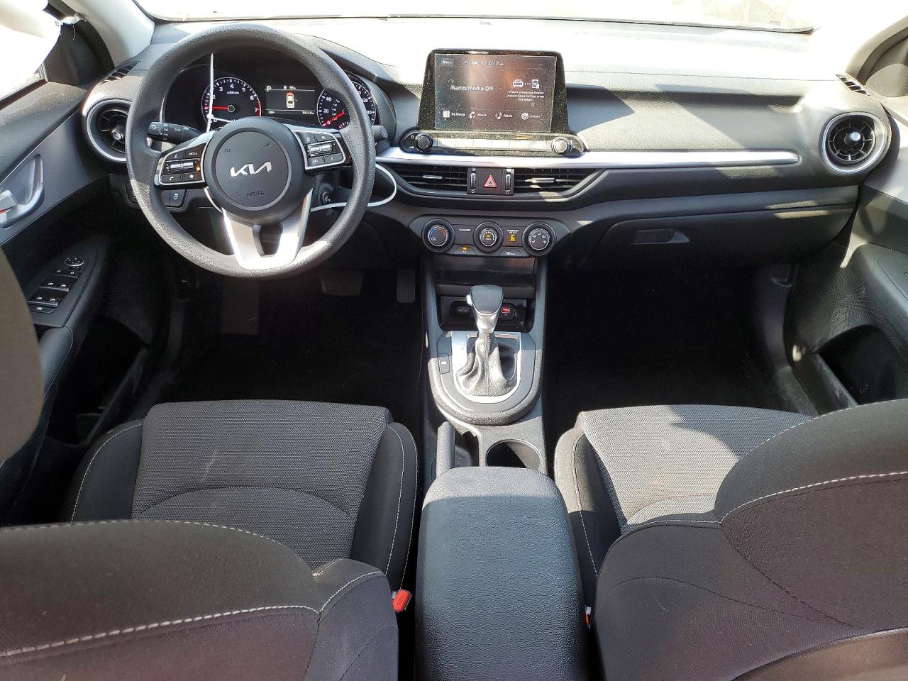 2024 KIA FORTE LX photo 15