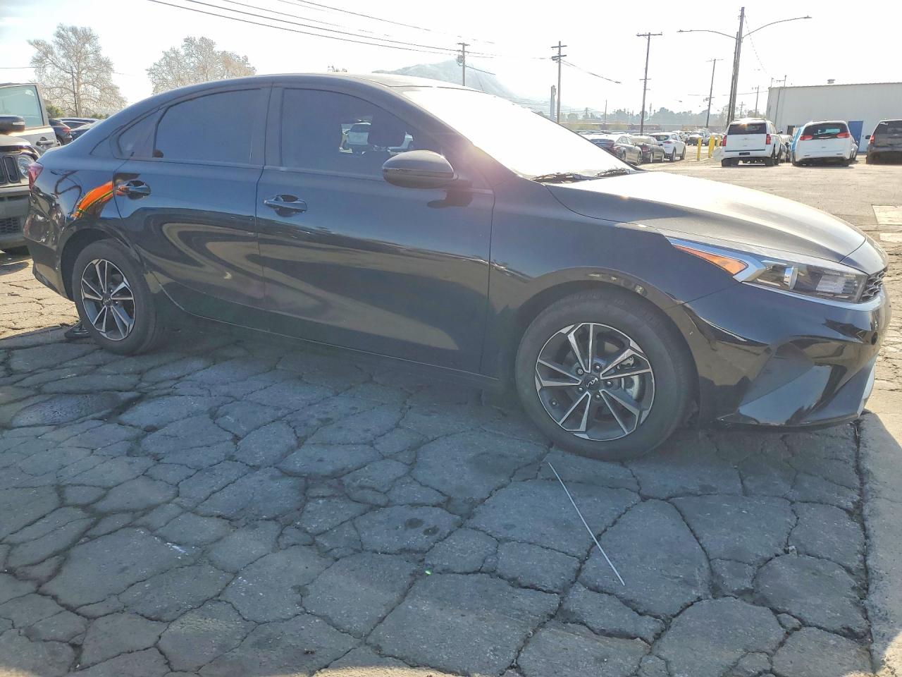 2024 KIA FORTE LX photo 7