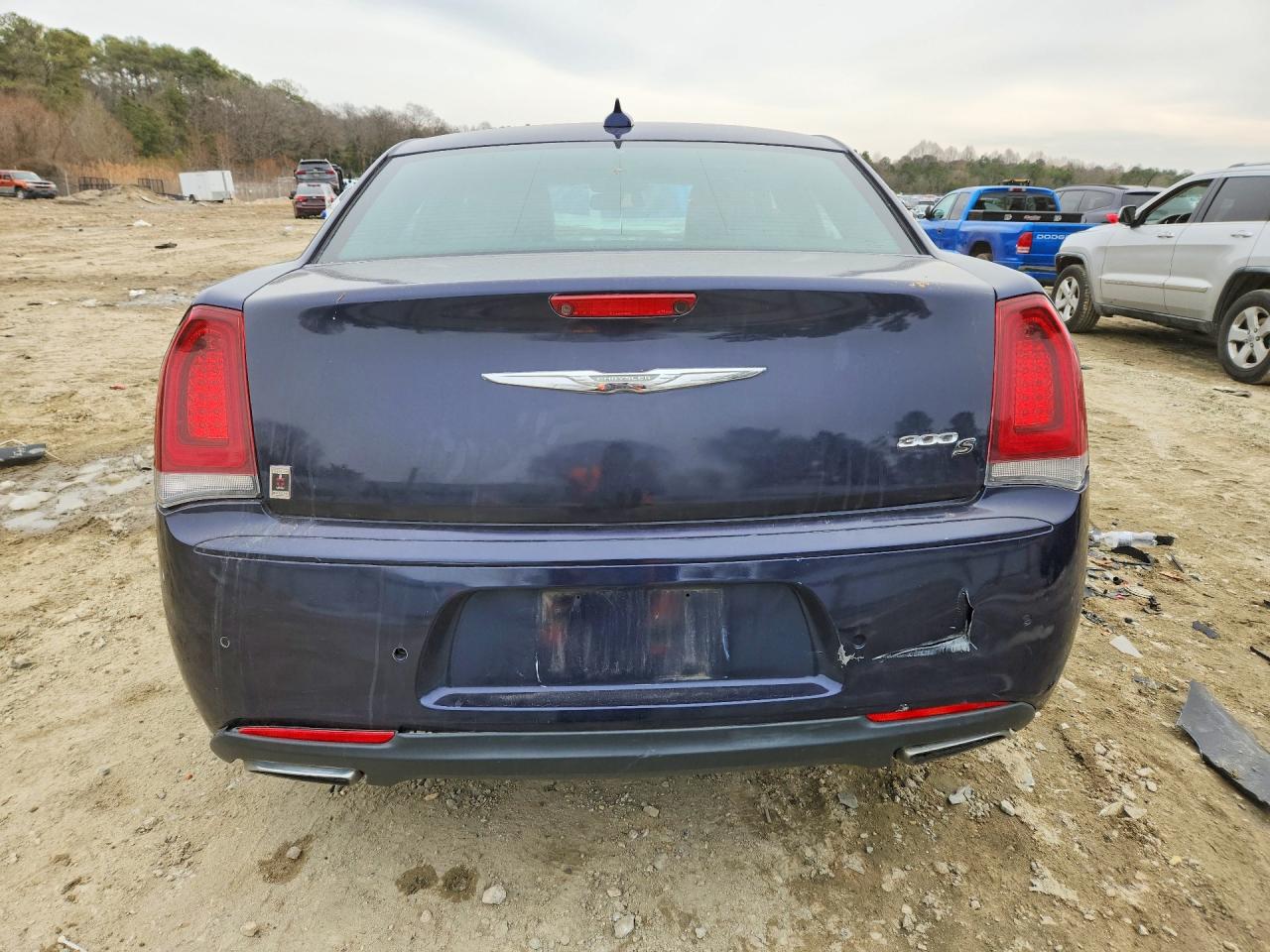 2015 CHRYSLER 300 S photo 16