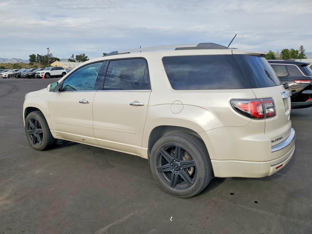 2014 GMC ACADIA SLT-1 photo 3