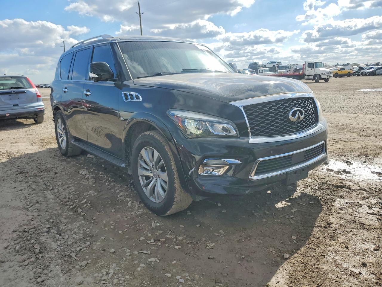 2017 INFINITI QX80 BASE photo 7