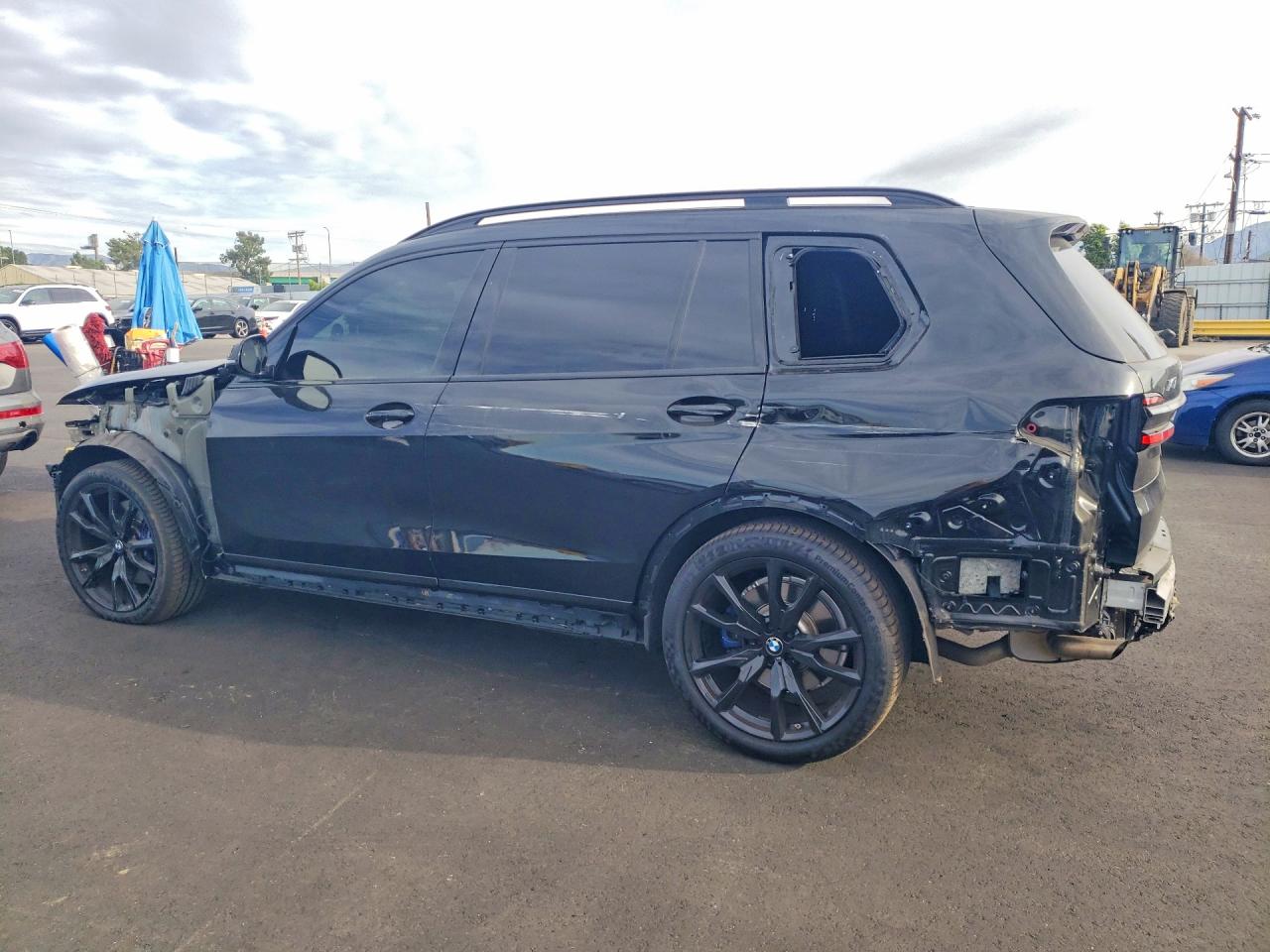 2024 BMW X7 XDRIVE40I photo 3