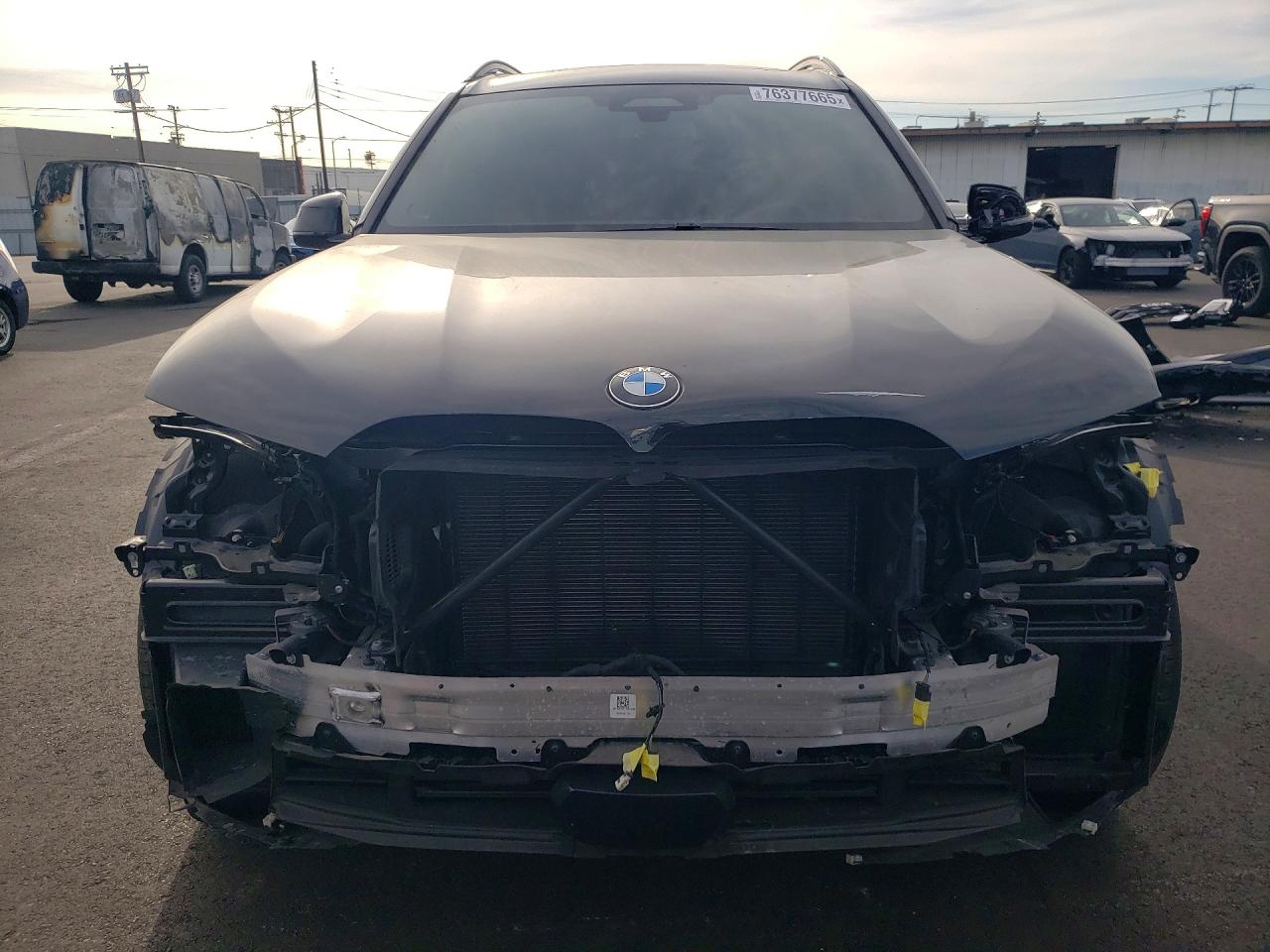 2024 BMW X7 XDRIVE40I photo 9