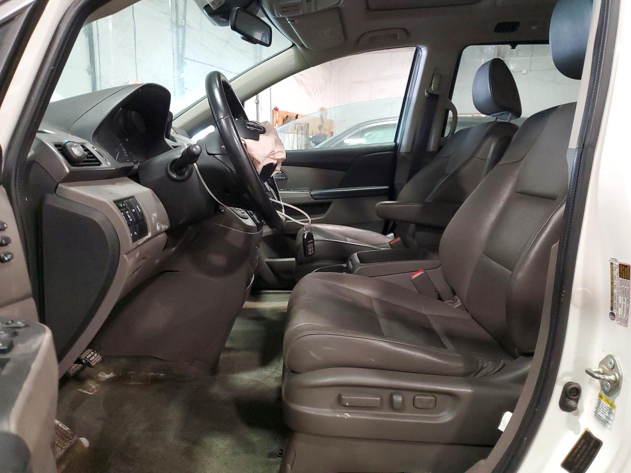 2016 HONDA ODYSSEY TOURING photo 13
