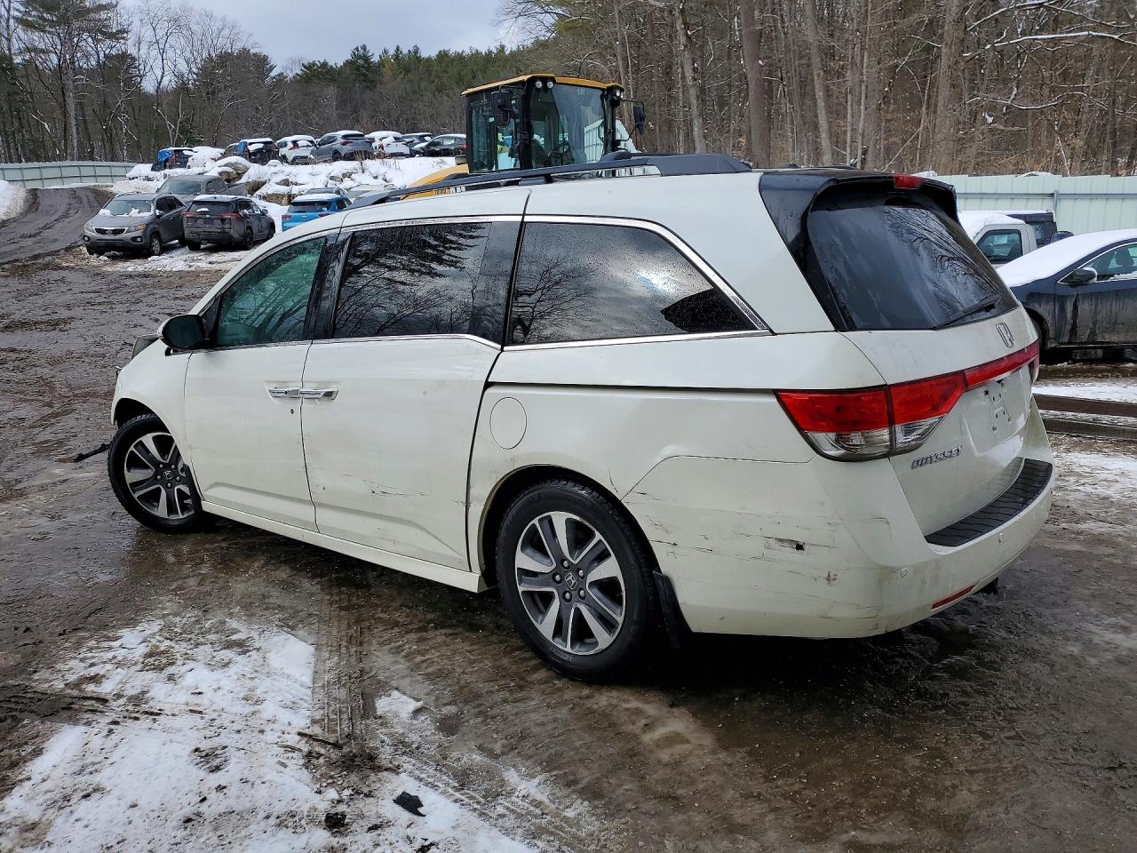2016 HONDA ODYSSEY TOURING photo 3