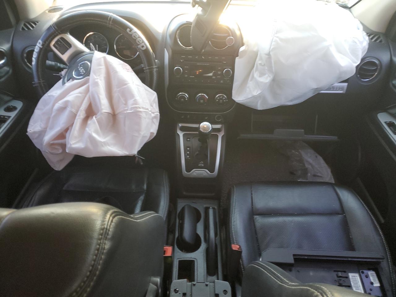 2016 JEEP COMPASS LATITUDE photo 8