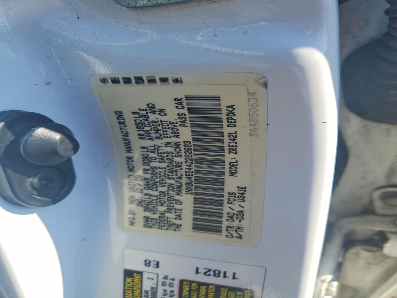 2010 TOYOTA COROLLA photo 25