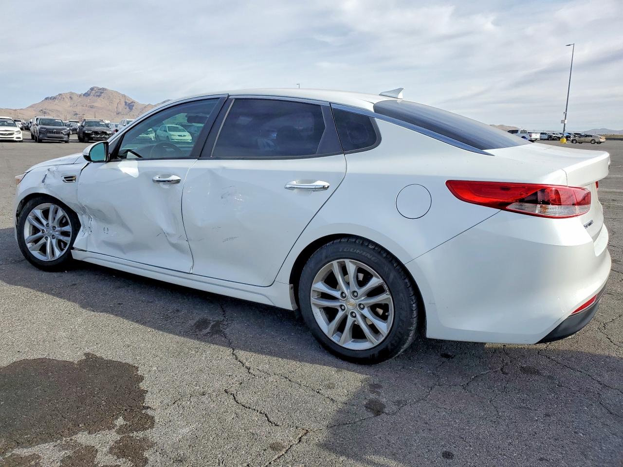 2016 KIA OPTIMA LX photo 2