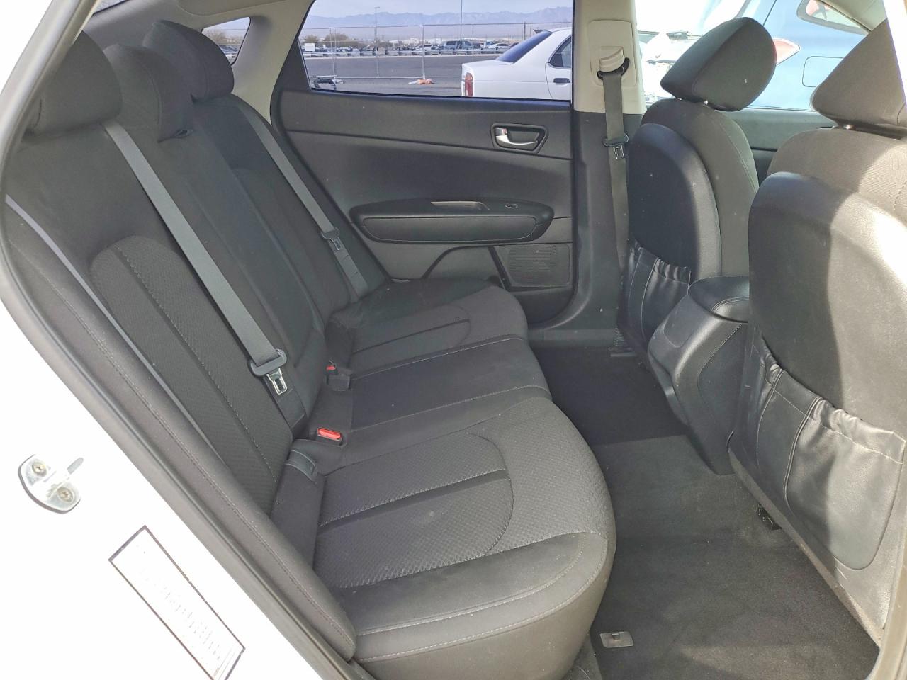2016 KIA OPTIMA LX photo 10