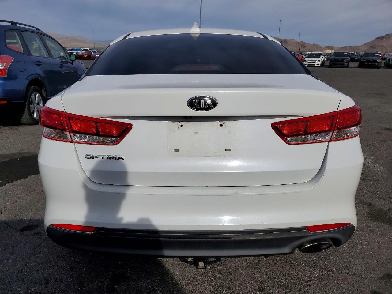2016 KIA OPTIMA LX photo 6