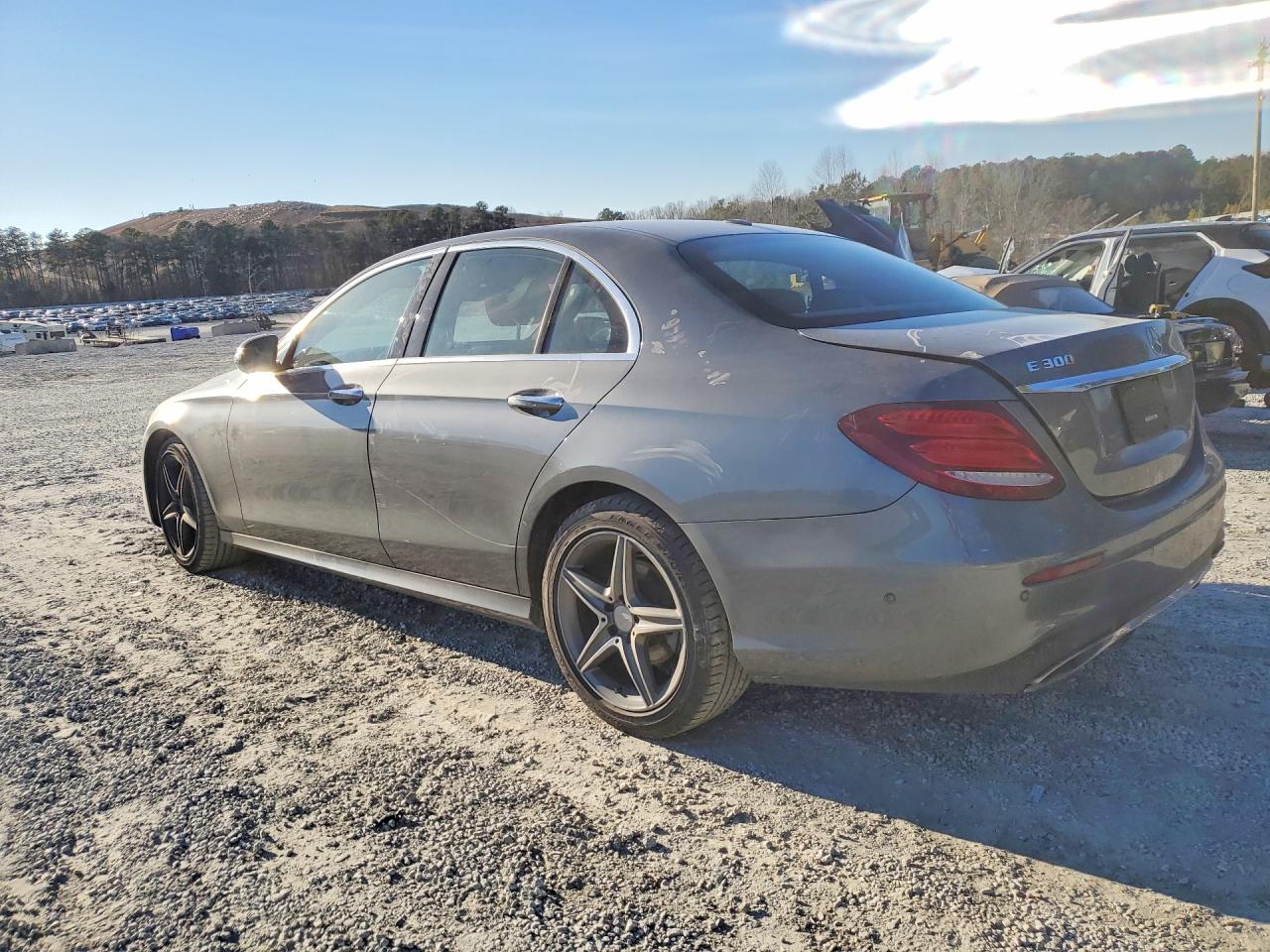 2017 MERCEDES-BENZ E 300 4MATIC photo 3