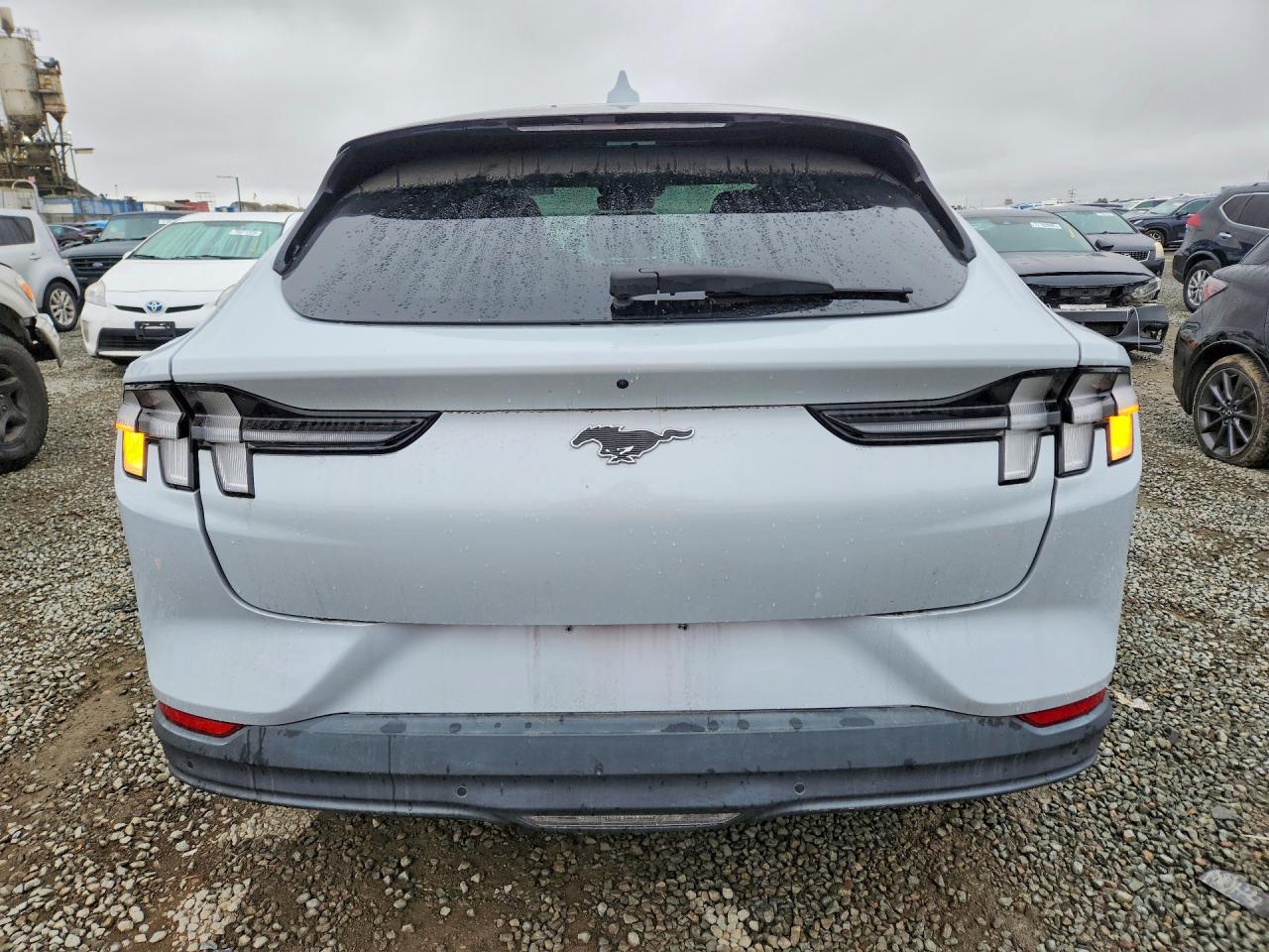 2021 FORD MUSTANG MACH-E SELECT photo 11