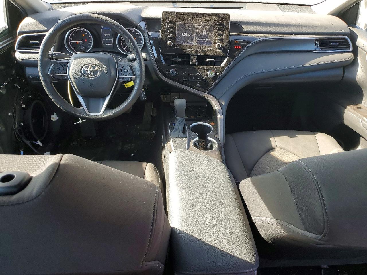 2023 TOYOTA CAMRY LE photo 22