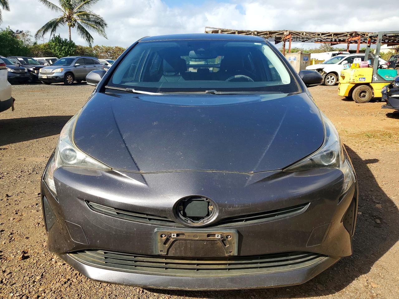 2017 TOYOTA PRIUS photo 9