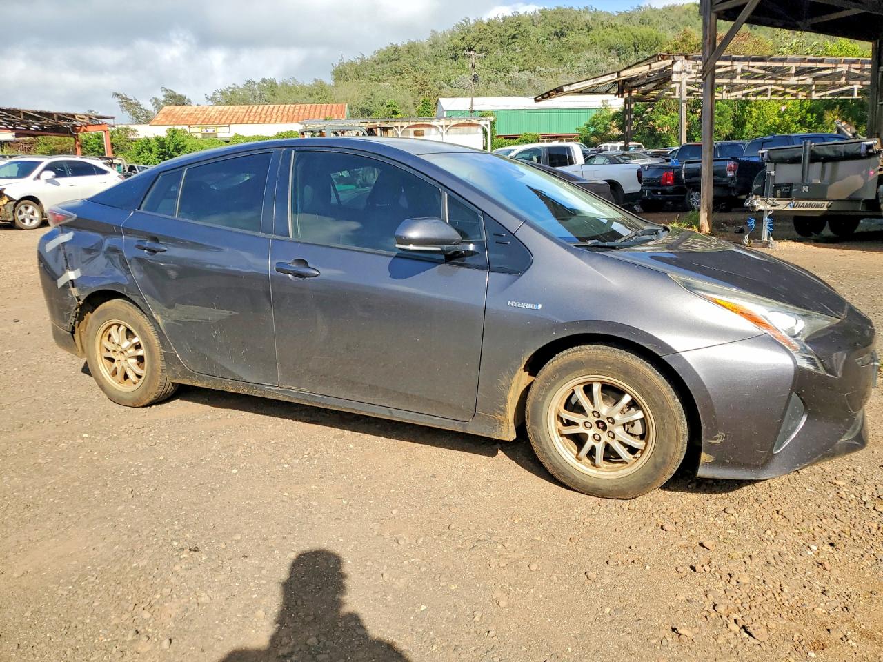 2017 TOYOTA PRIUS photo 7