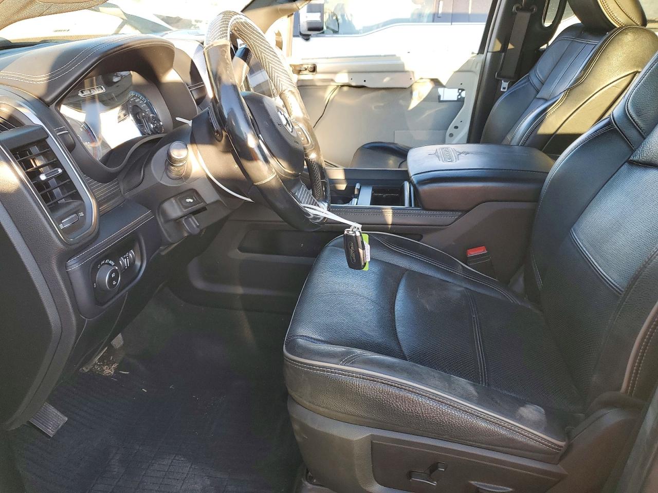 2019 RAM 3500 LIMITED photo 13