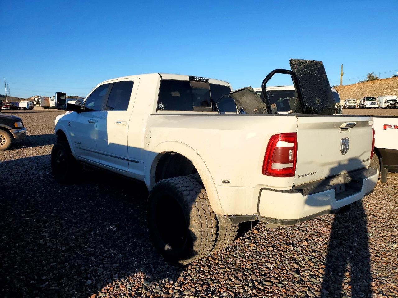 2019 RAM 3500 LIMITED photo 3