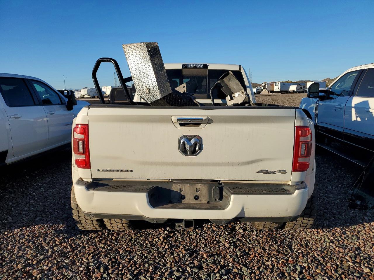 2019 RAM 3500 LIMITED photo 11