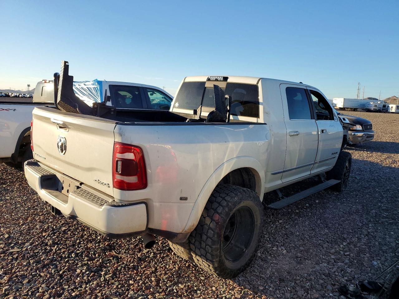 2019 RAM 3500 LIMITED photo 5