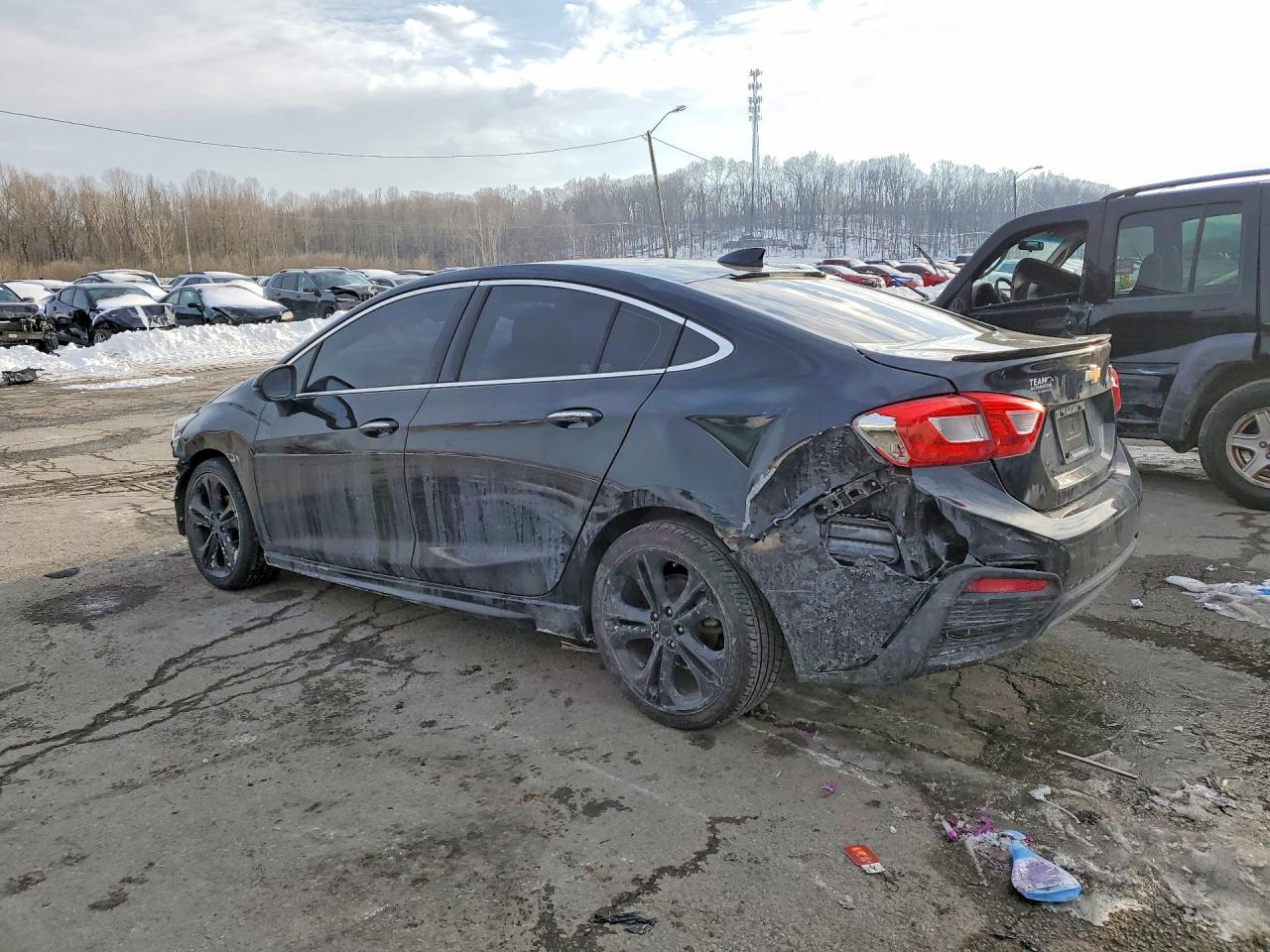 2017 CHEVROLET CRUZE PREMIER photo 4