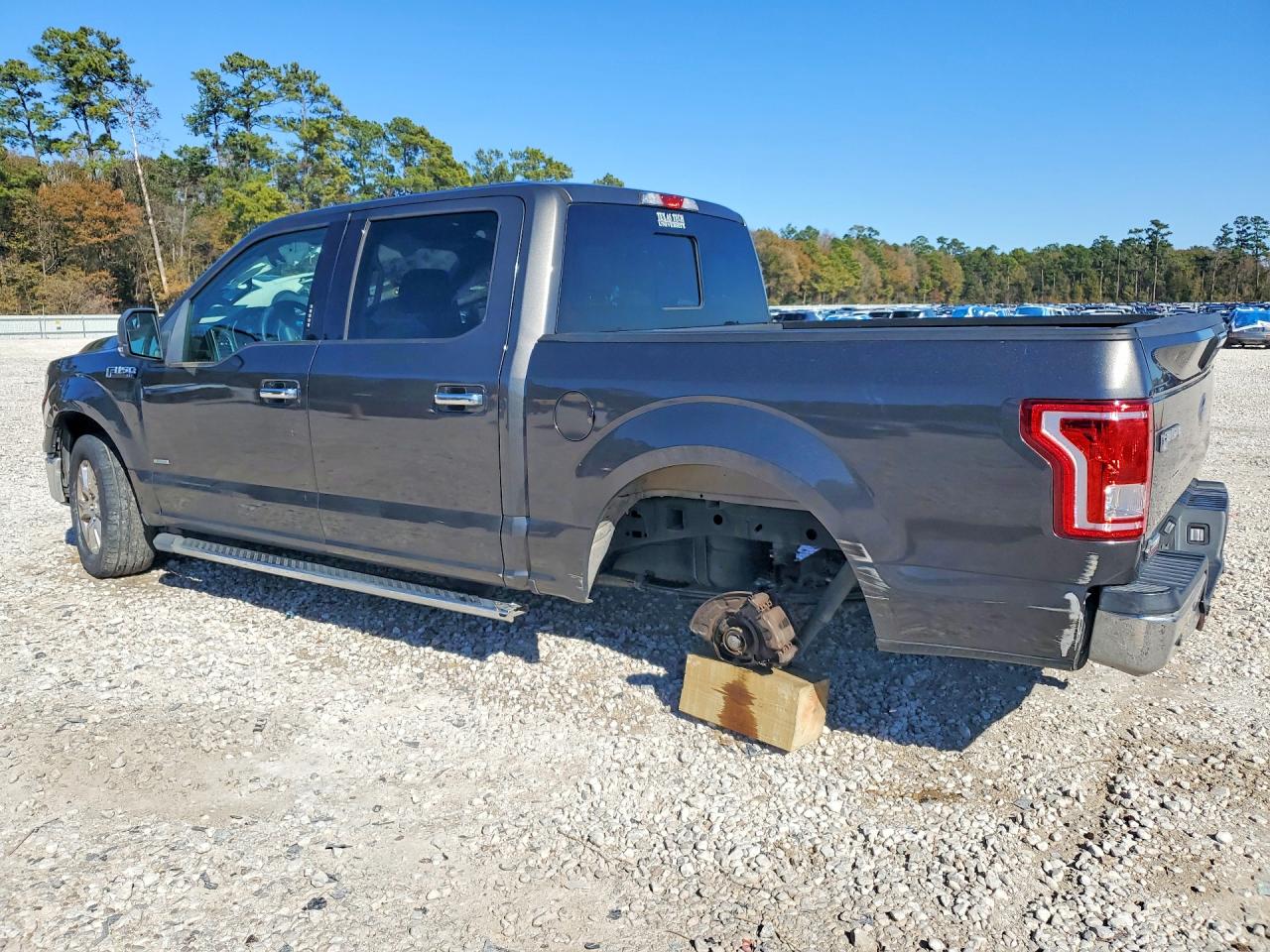 2016 FORD F150 SUPERCREW photo 2